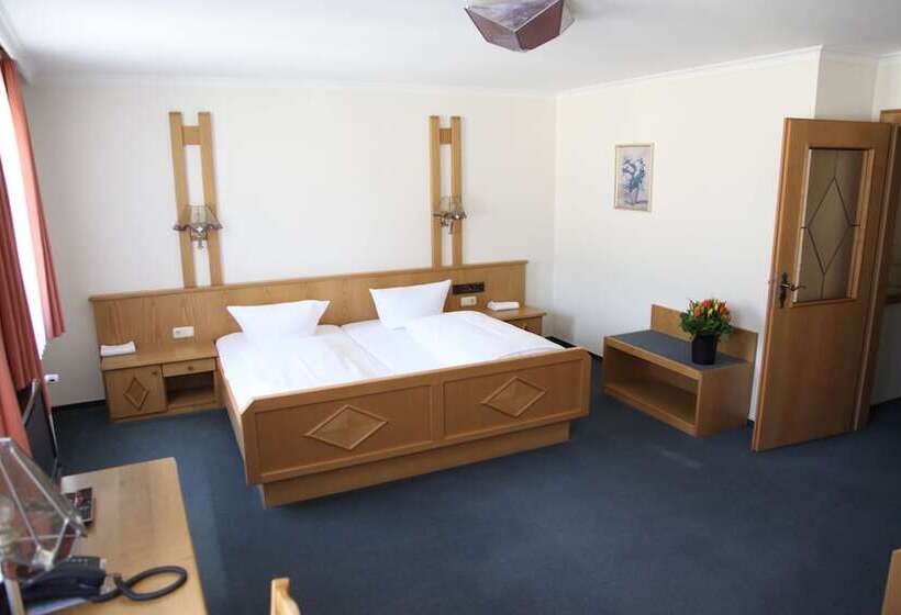 بنسيون Brauereigasthof/hotel Bürgerbräu