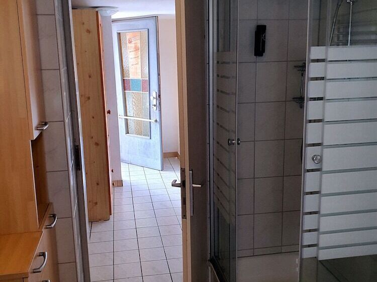 بنسيون Gastehaus Parkblick