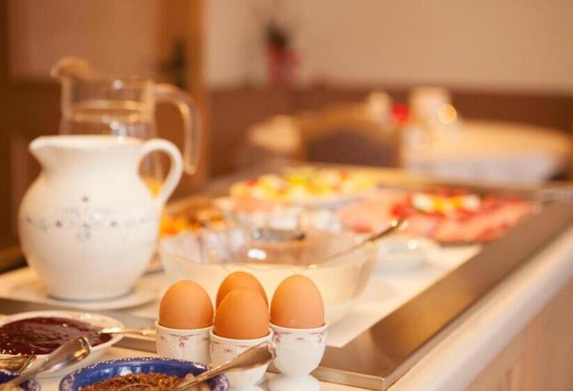 پانسیون Gästehaus Angerer