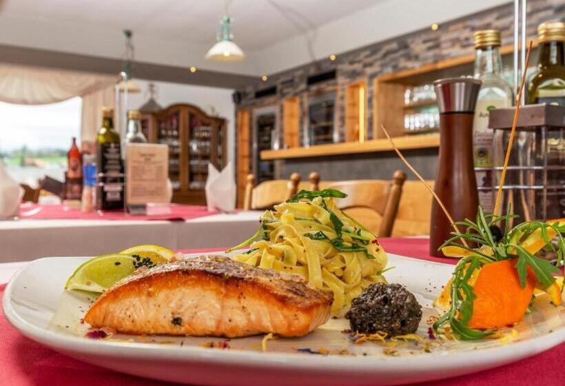 پانسیون Gästehaus Angerer