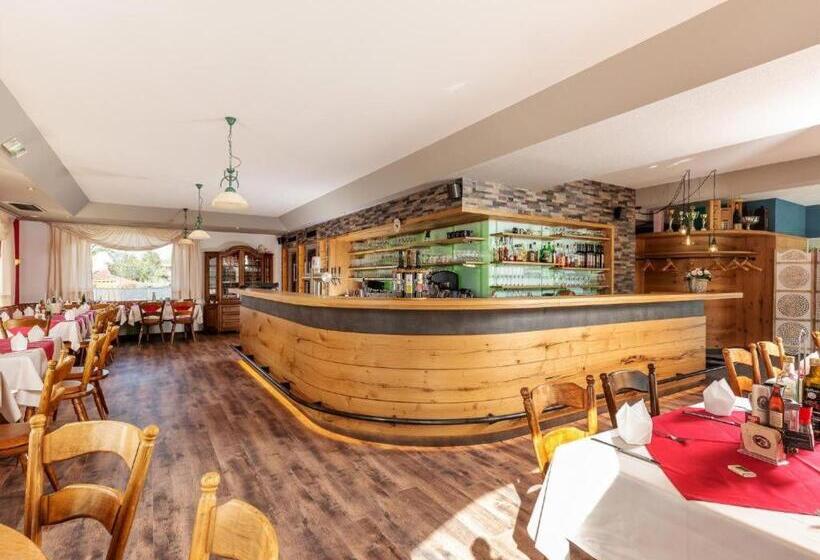 پانسیون Gästehaus Angerer