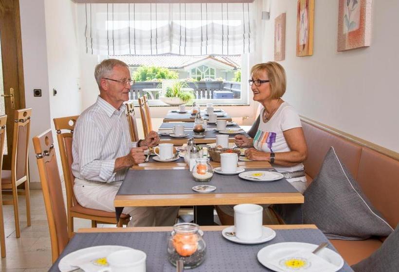 ペンション Gästehaus Sanssouci