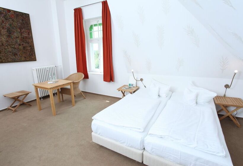 2t Hotel Artgenossen