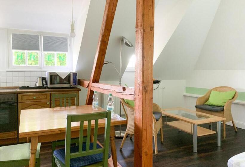 2t Hotel Artgenossen