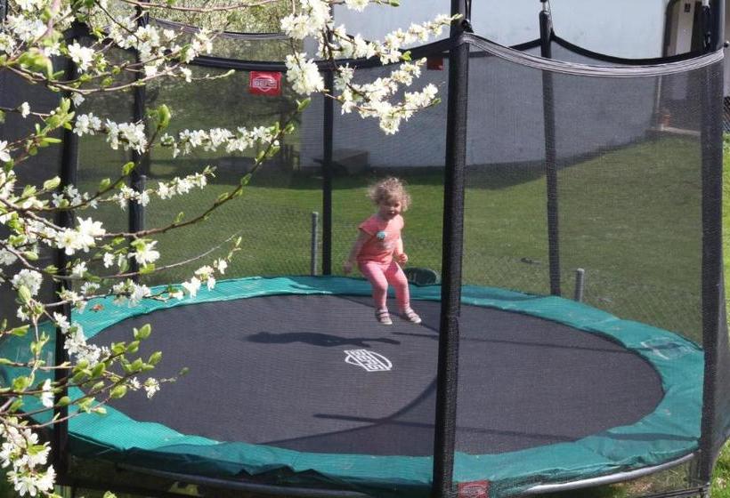 ベッドアンドブレックファースト Pension Berghof