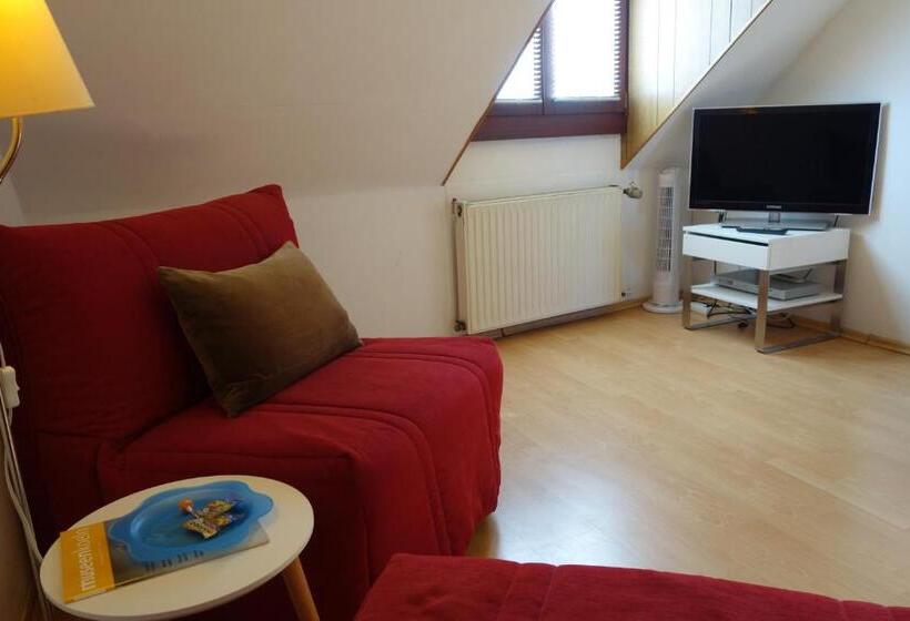 Bed and Breakfast Pension Am Helenenwall