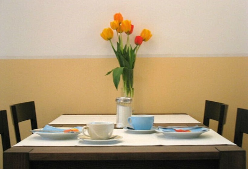 Bed and Breakfast Pension Am Helenenwall