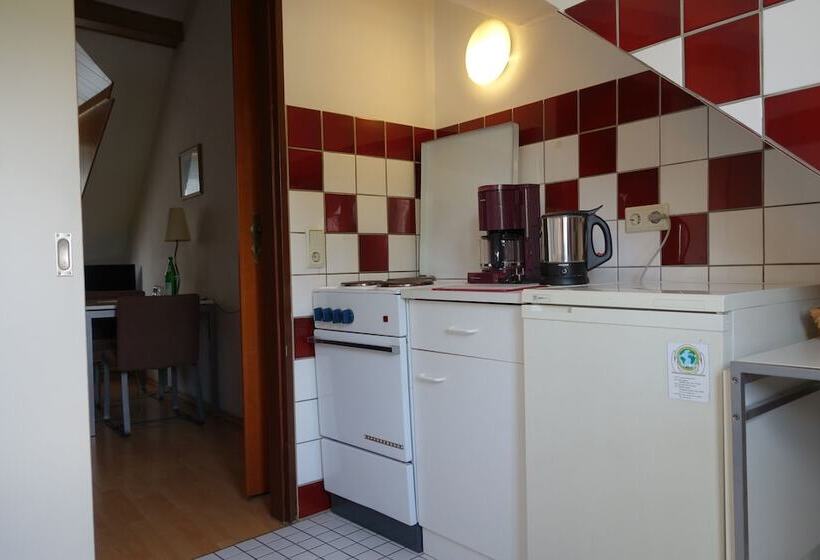 Bed and Breakfast Pension Am Helenenwall