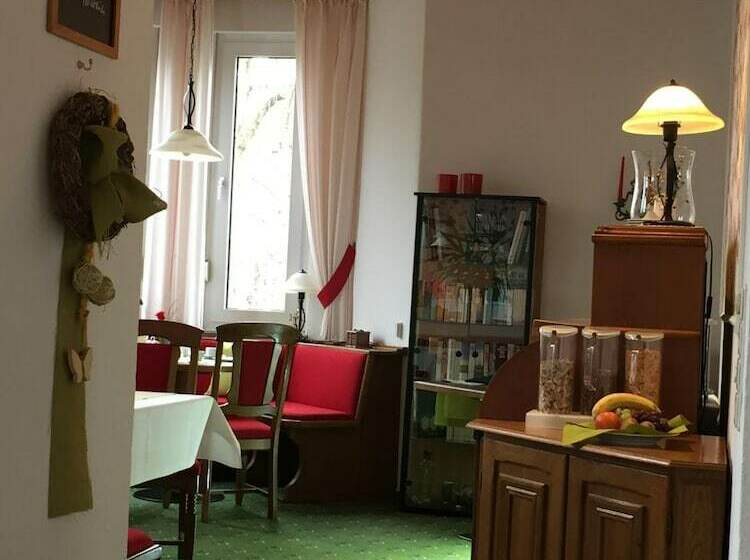 住宿加早餐 Thermen Hotel Pension Villa Holstein