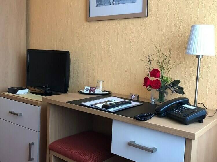 住宿加早餐 Thermen Hotel Pension Villa Holstein