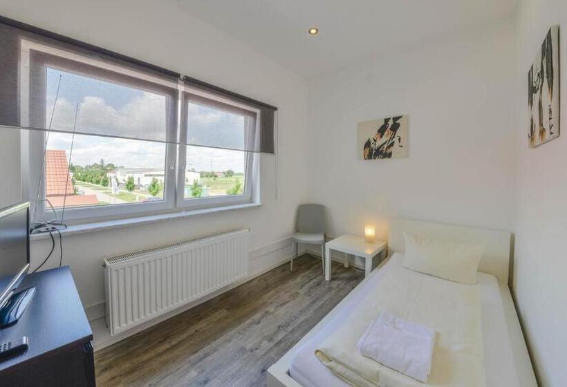 ベッドアンドブレックファースト Pension Wess