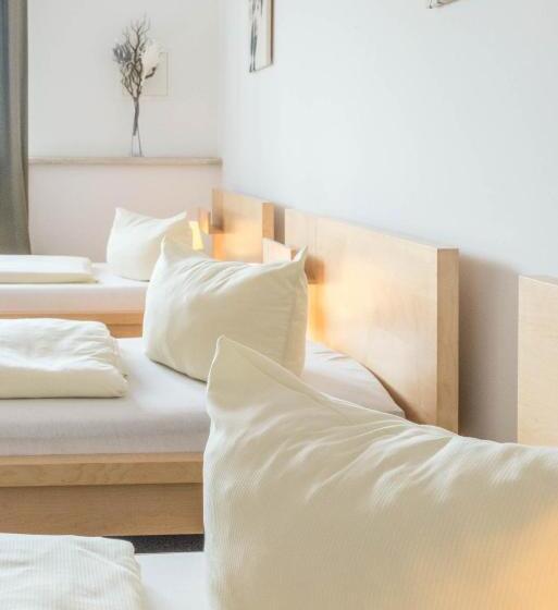 ベッドアンドブレックファースト Pension Wess