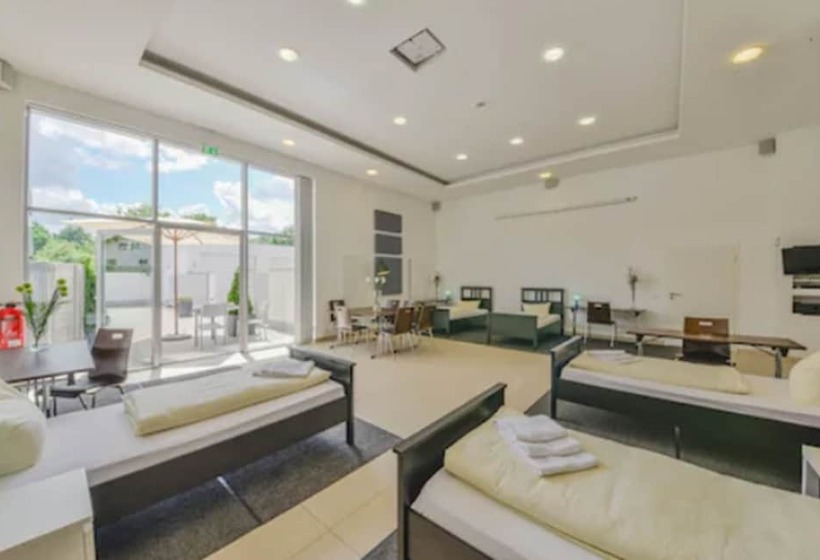 ベッドアンドブレックファースト Pension Wess