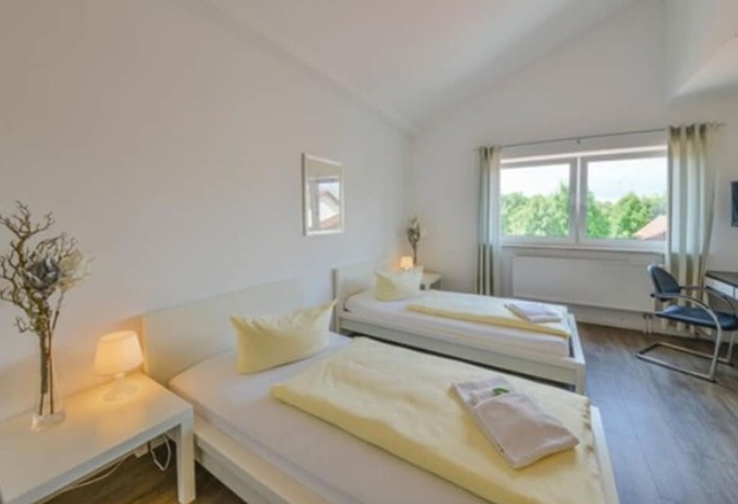 ベッドアンドブレックファースト Pension Wess