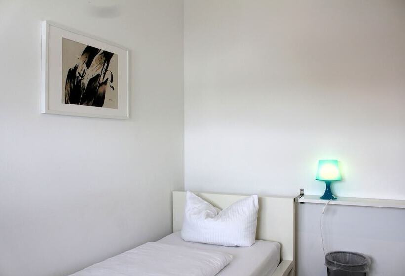 ベッドアンドブレックファースト Pension Wess