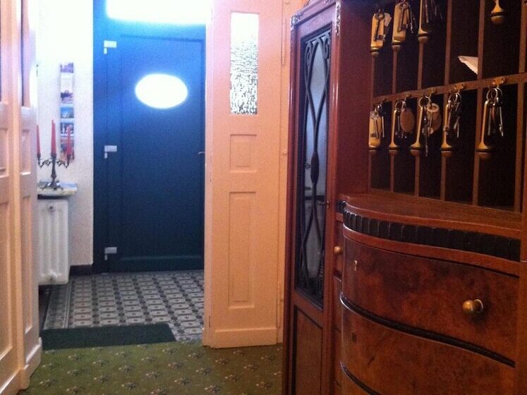 住宿加早餐 Thermen Hotel Pension Villa Holstein