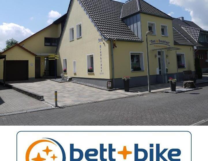 Bed & Breakfast In Legden