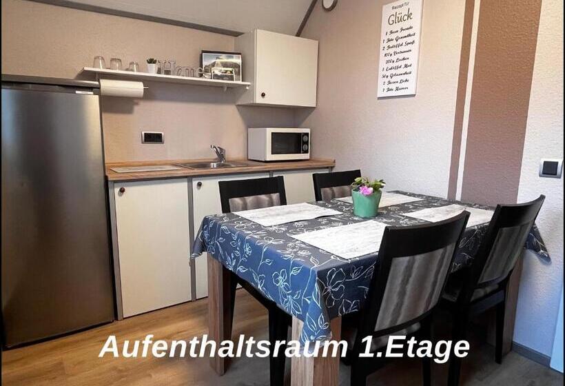 Bed & Breakfast In Legden