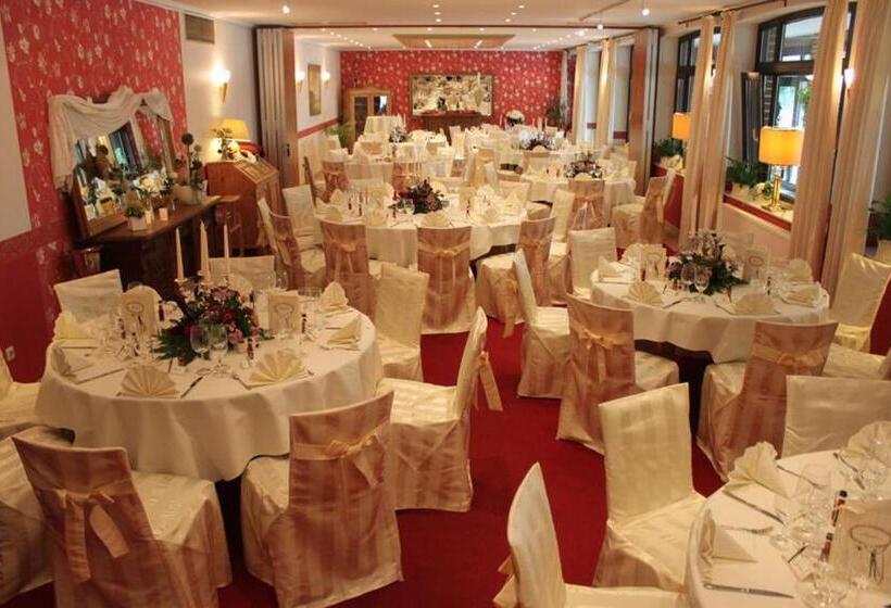 Burg Wegberg Hotel & Eventlocation