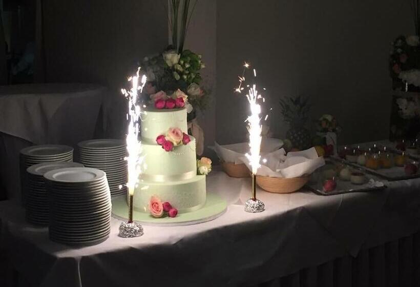 Burg Wegberg Hotel & Eventlocation