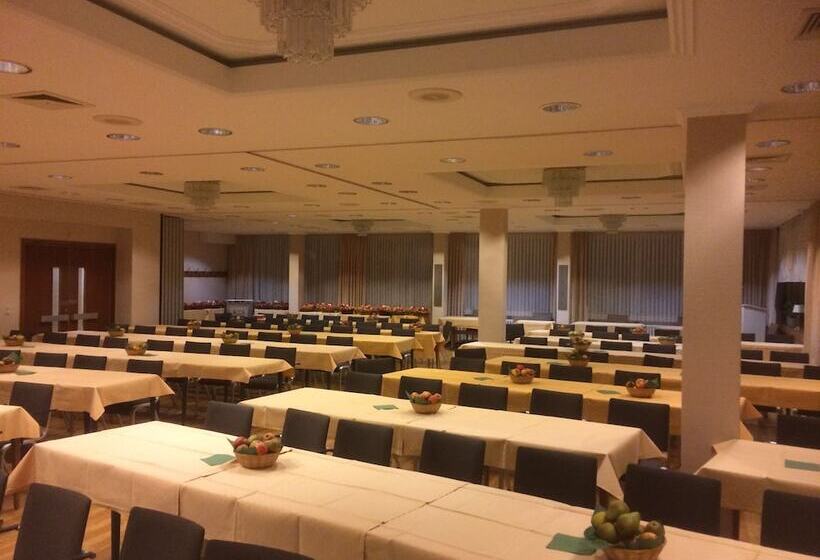 Dahl Hotel & Restaurant Gmbh