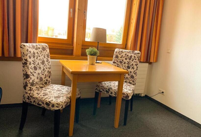 Deckert`s Hotel An Der Klosterpforte