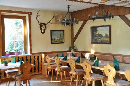 Greenline Waldhotel Forsthaus Dröschkau