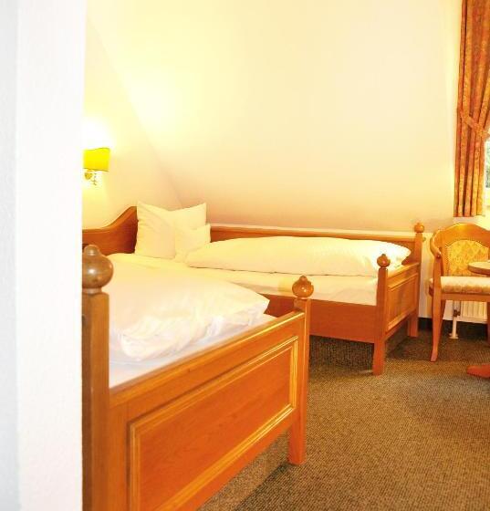 Heidehotel Waldhütte