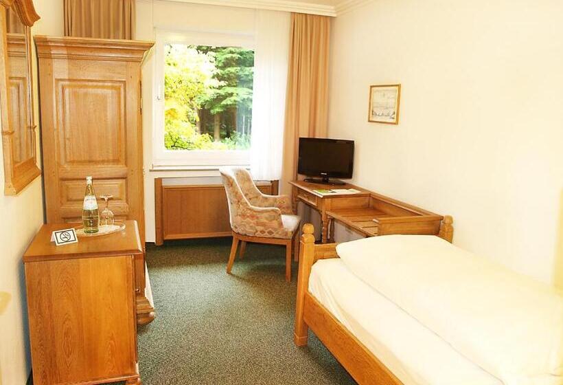 Heidehotel Waldhütte