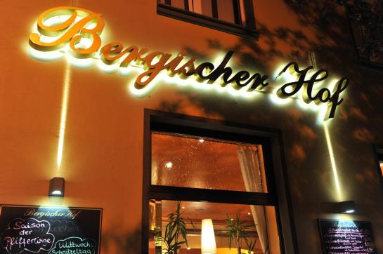 酒店 Bergischer Hof