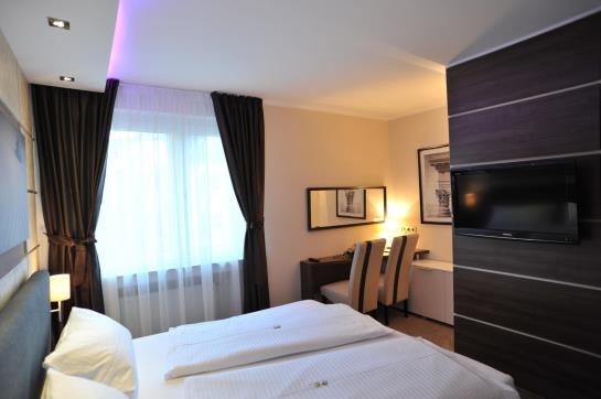 هتل Bergischer Hof