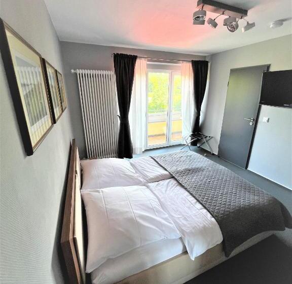 호텔 Aggerschlösschen