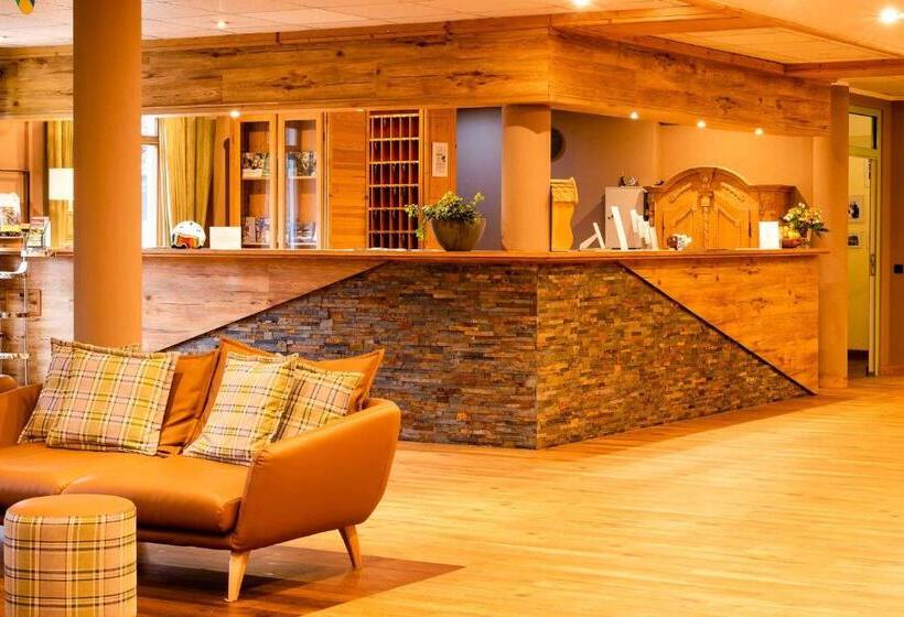 בית מלון כפרי Ahornhof