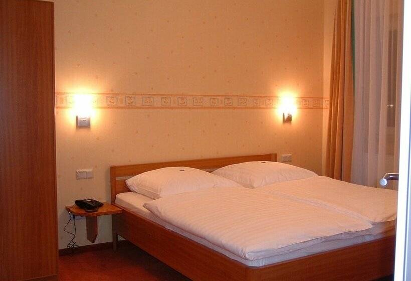 Altes Doktorhaus Hotel Garni