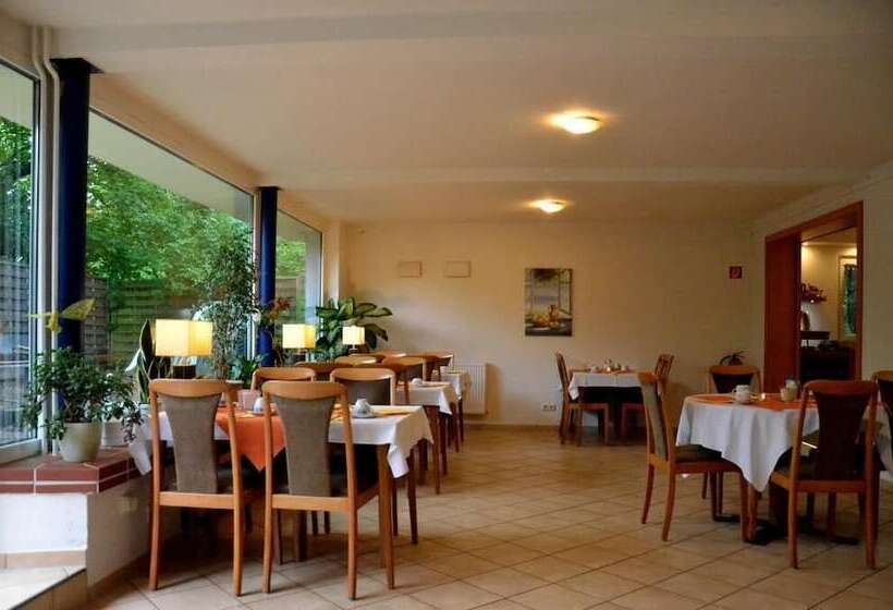 هتل Am Klieversberg