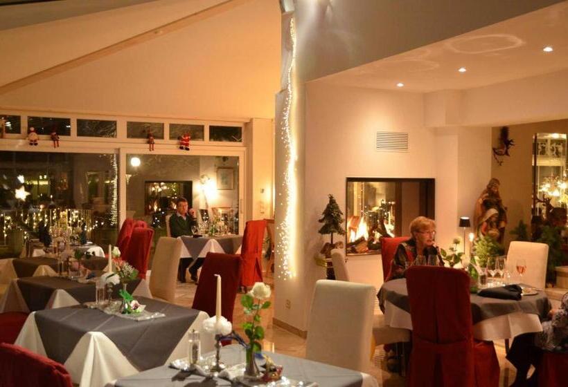 Отель Angerhof Kur  Und Thermen