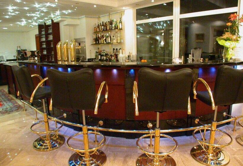 Отель Angerhof Kur  Und Thermen