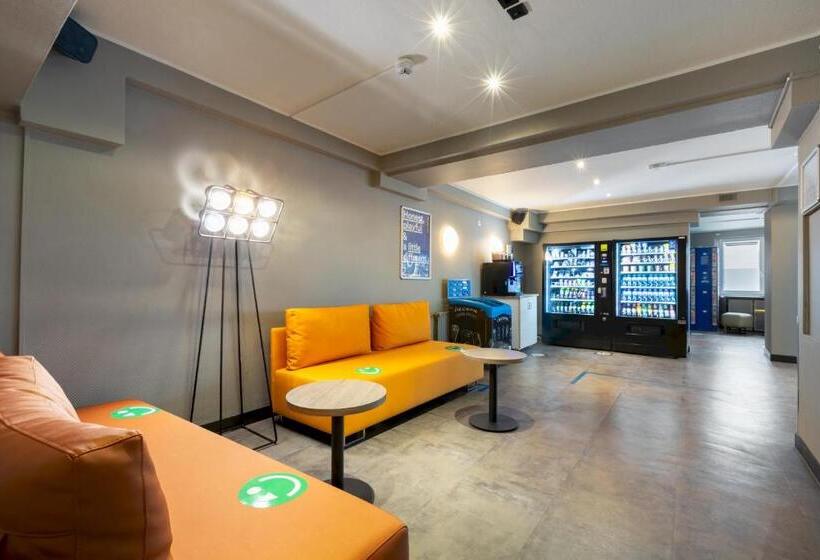 فندق a&o Koln Hauptbahnhof