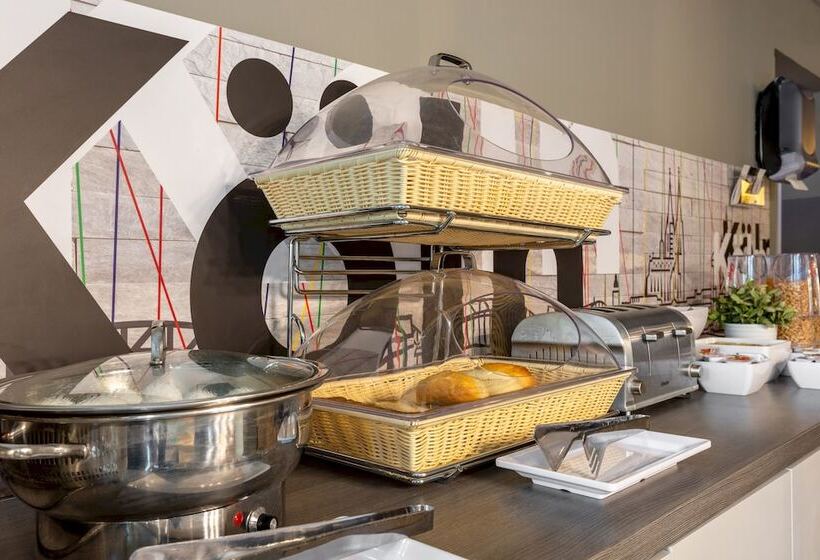 فندق a&o Koln Hauptbahnhof