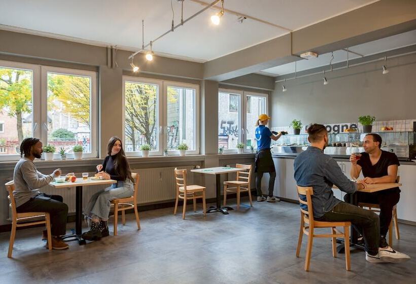 فندق a&o Koln Hauptbahnhof