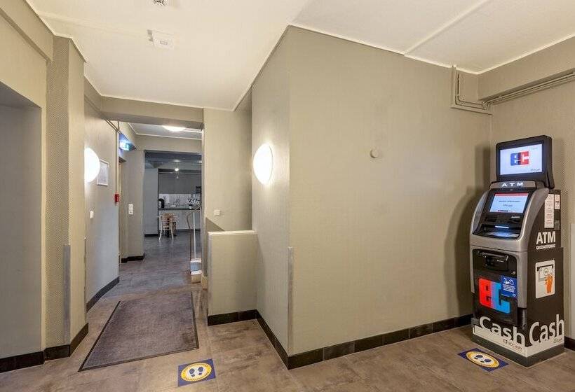 فندق a&o Koln Hauptbahnhof