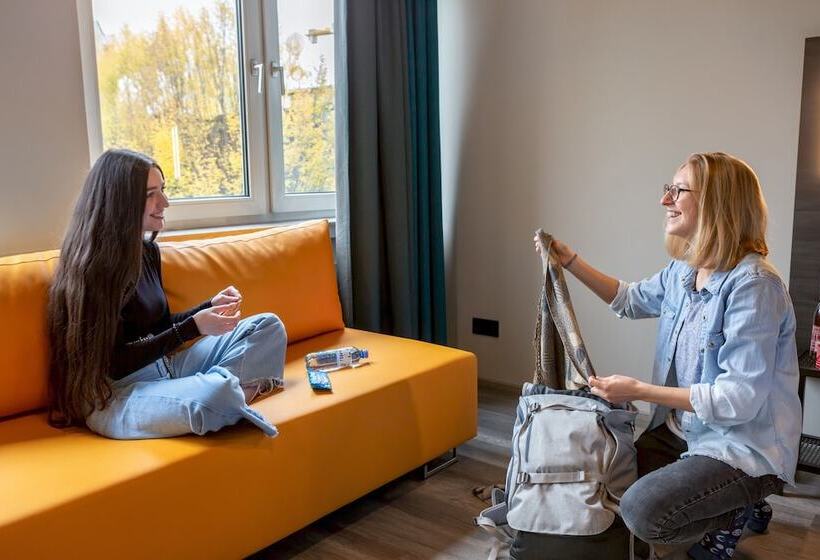 فندق a&o Koln Hauptbahnhof