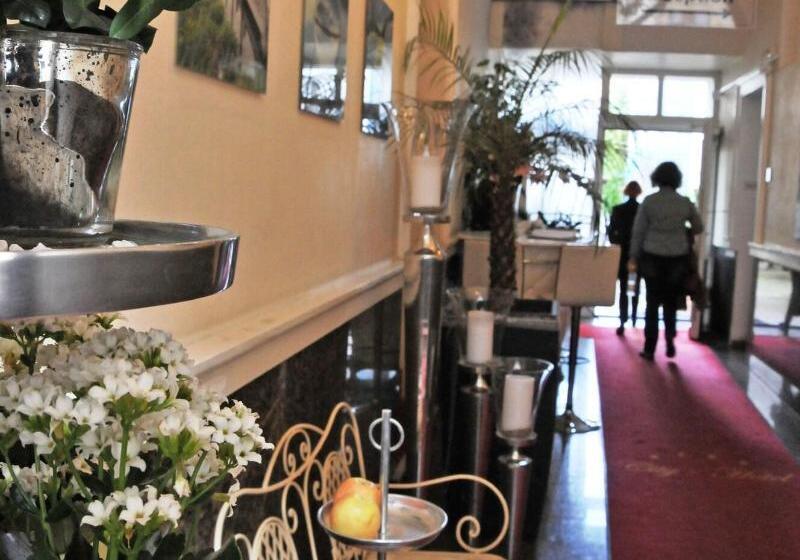 City Hotel Am Wasserturm Halle