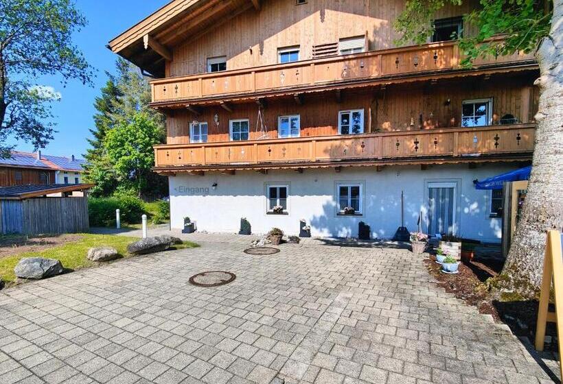 A8 Hotel Im Darchinger Hof, Bed & Breakfast