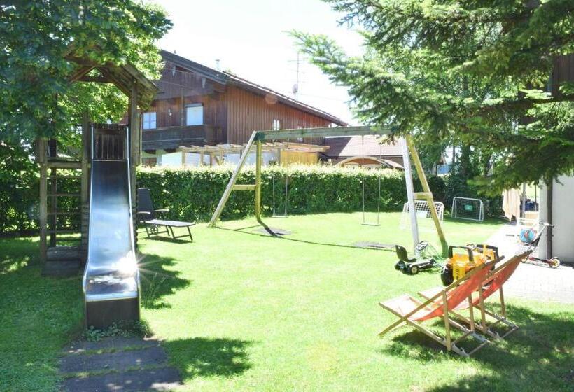 A8 Hotel Im Darchinger Hof, Bed & Breakfast