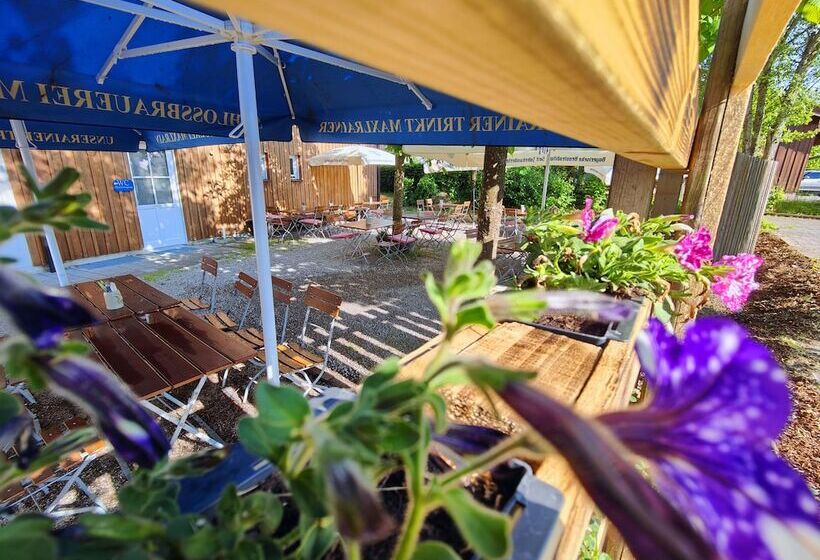 A8 Hotel Im Darchinger Hof, Bed & Breakfast