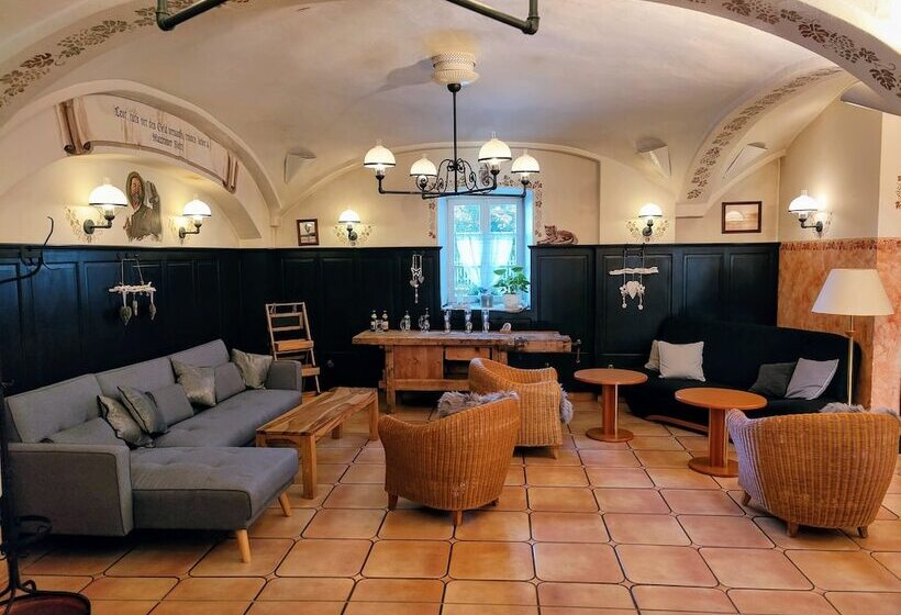 A8 Hotel Im Darchinger Hof, Bed & Breakfast