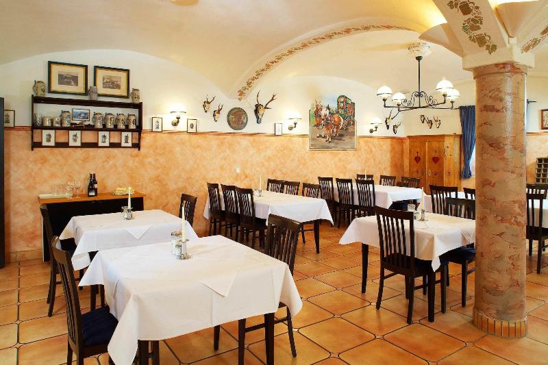 A8 Hotel Im Darchinger Hof, Bed & Breakfast