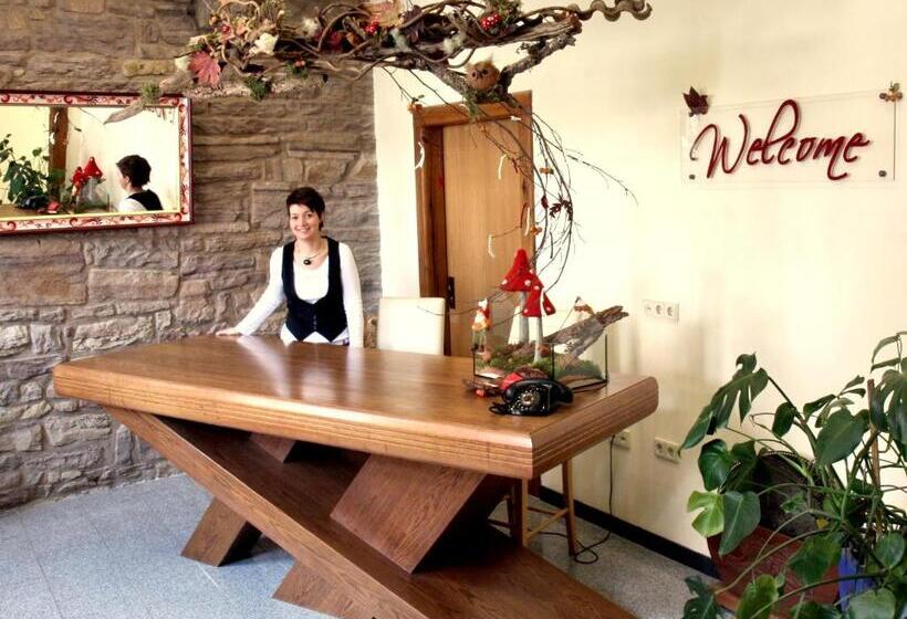 Отель Deutsches Haus