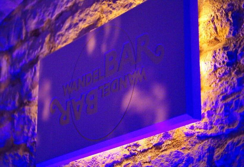 Отель Deutsches Haus